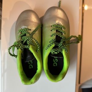 DSG Toddler Soccer Cleats Size 8K
